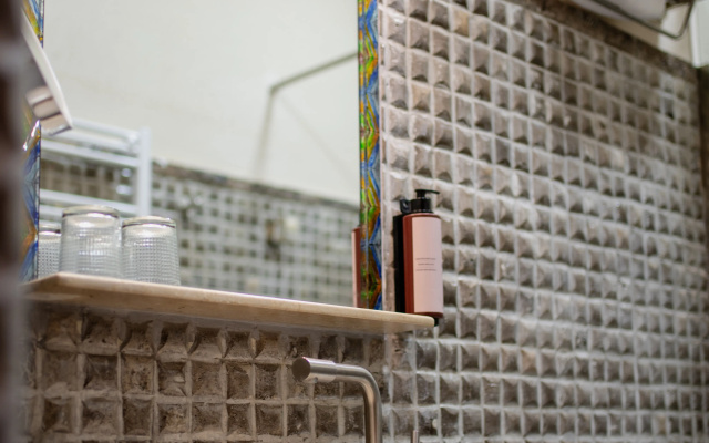 Bathroom · Tbilisi — photo 21