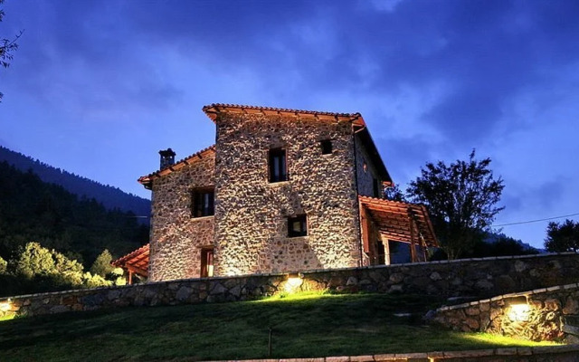 Отель Menalia Villas & Suites