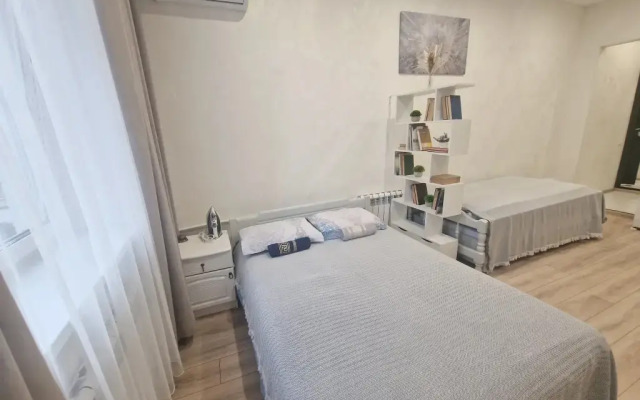 Апартаменты 02 РЕЯ Профсоюзная
