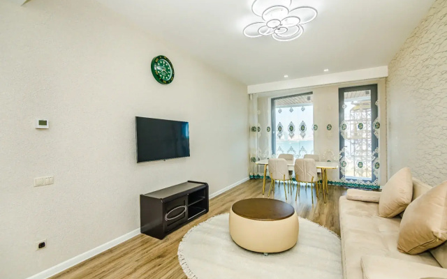 Апартаменты Sea View VIP on Sabah Residence