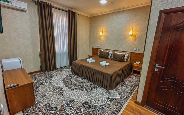 Отель Pakhlavon Hotel