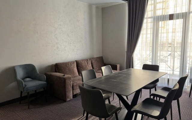 Апартаменты 515 в Family Alley
