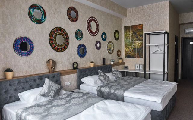Отель July Hotel
