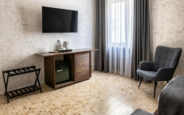 Guest rooms · Tbilisi — photo 23