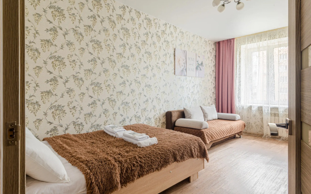 Квартира 2-к просторная в центре на Н.Смирнова 7 от RentAp, 6 сп.мест