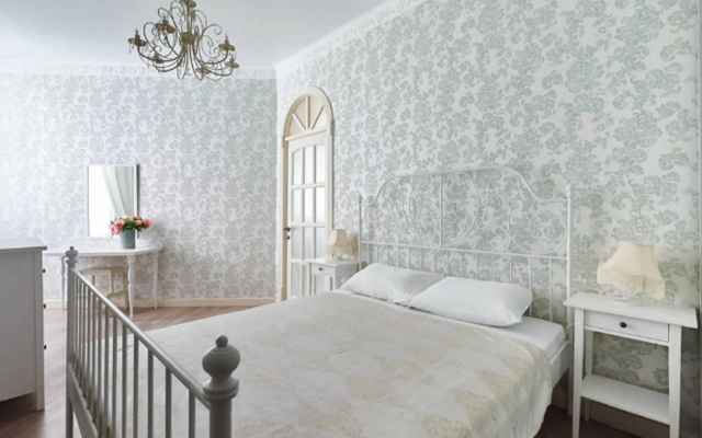 Квартира  Большая Садовая 39 А