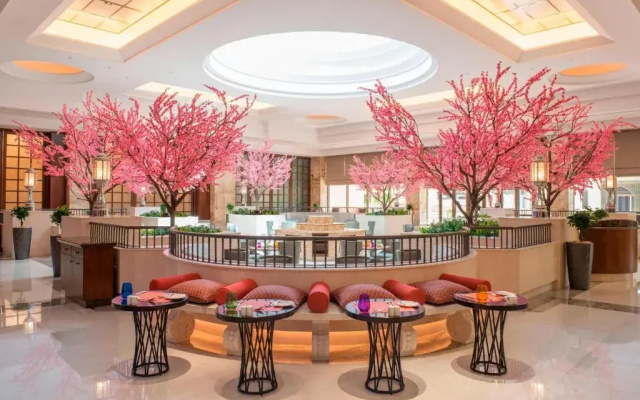 Отель Sheraton Oman