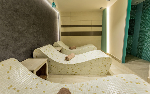 Отель Splendid Conference and Spa Hotel - Adults Only