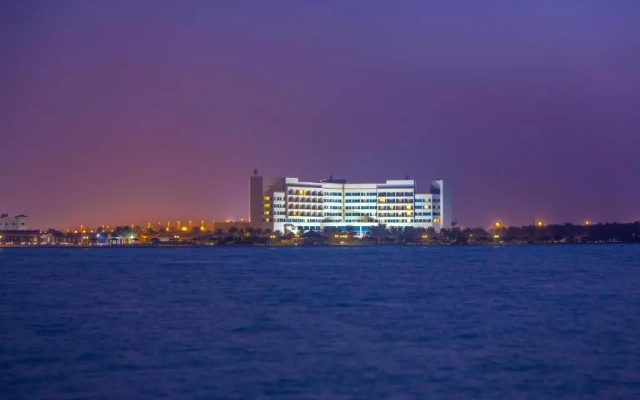 Danat Jebel Dhanna Resort