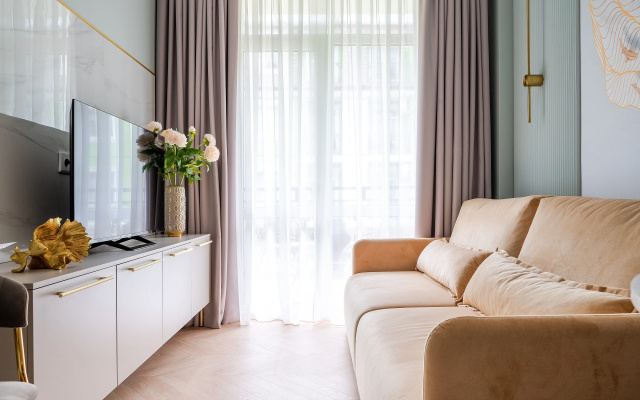 Апартаменты Red Apartments Арт Лайт Сити Апартамент Корелли