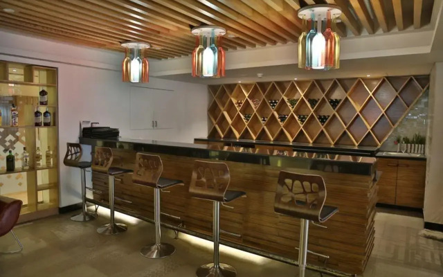 Отель Dhaka Regency Hotel & Resort