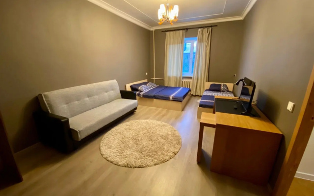 Квартира с Балконом Калининец 2