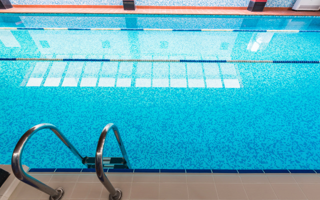 Pool · Tbilisi — photo 16