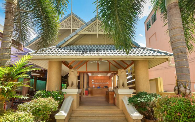 Отель Patong Pearl Resortel вид на фасад