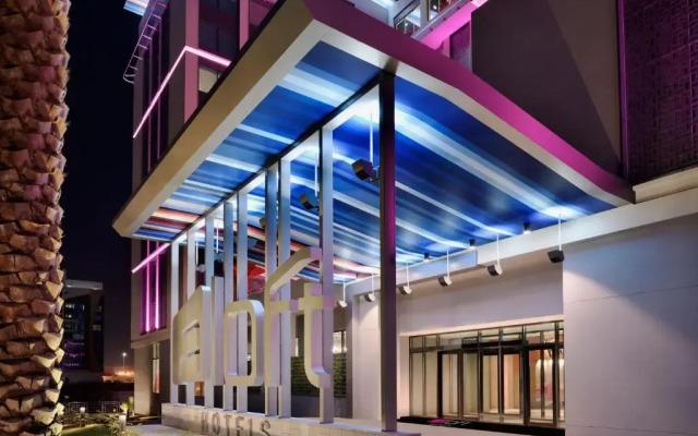 Отель Aloft Muscat Hotel