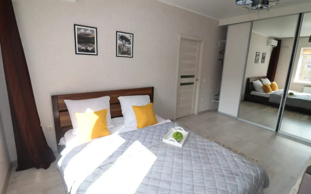 Квартира 180 Уютный Дом