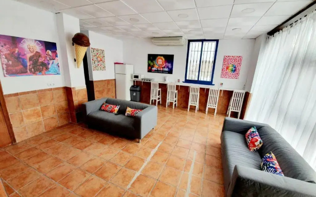 Хостел Arc House Funky