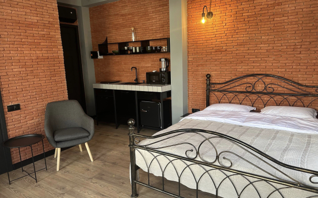 Guest rooms · Tbilisi — photo 11