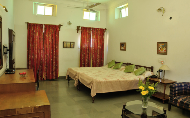Отель Sukhdham Kothi