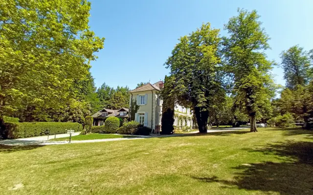 Гостевой Дом Chateau des Ayes