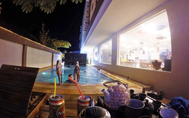 Отель Sky Garden Boutique