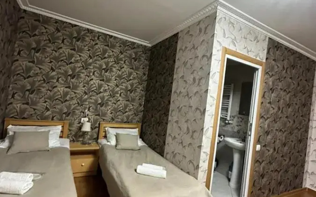 Guest rooms · Stepantsminda — photo 12