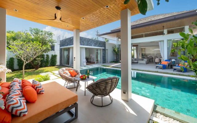 Вилла New Luxury 4BR Villa white Pool & relaxation zones D07