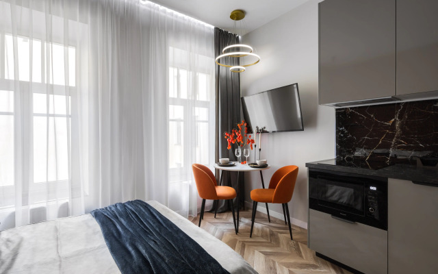 Квартира-студия с дизайнерским ремонтом BookingSPB у Фонтанки
