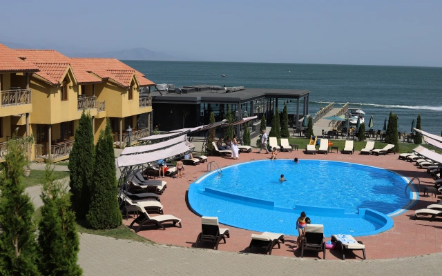 Отель Best Western Bohemian Resort