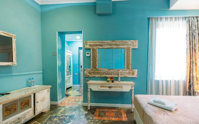 Guest rooms · Tbilisi — photo 12