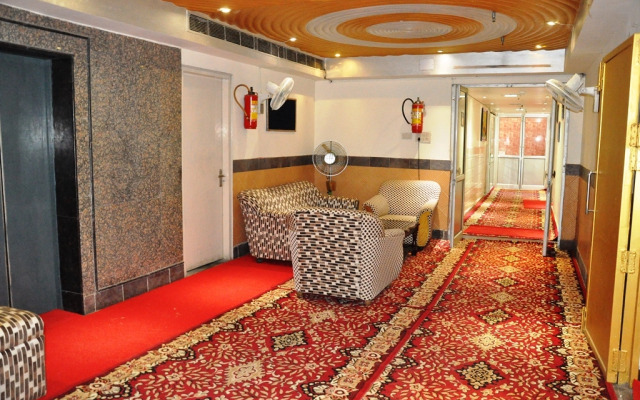 Hotel Mandakini Royal