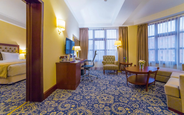 Отель Ramada by Wyndham Almaty