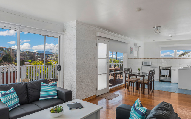 Апартаменты Long Beach House