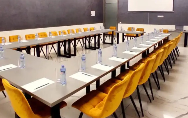 Business facilities · Tbilisi — photo 35