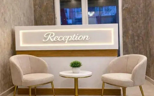 Апарт-отель Royal Fsm Suites