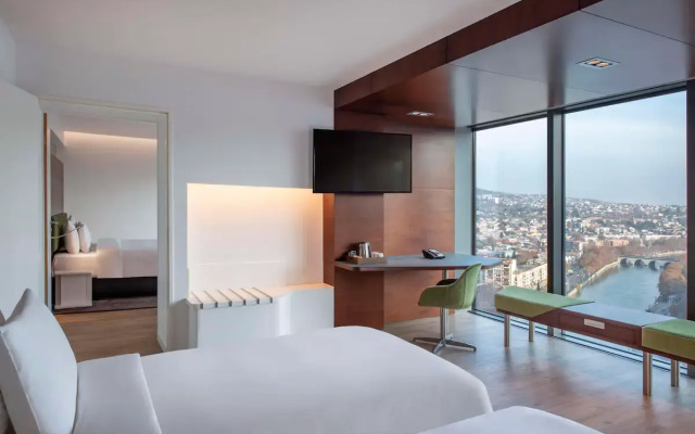 Отель Radisson Blu Iveria Hotel, Tbilisi