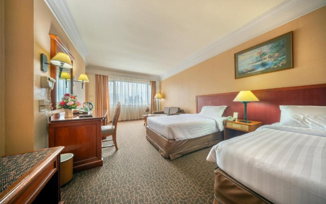 Royal Benja Hotel - Big Rooms, Family Friendly