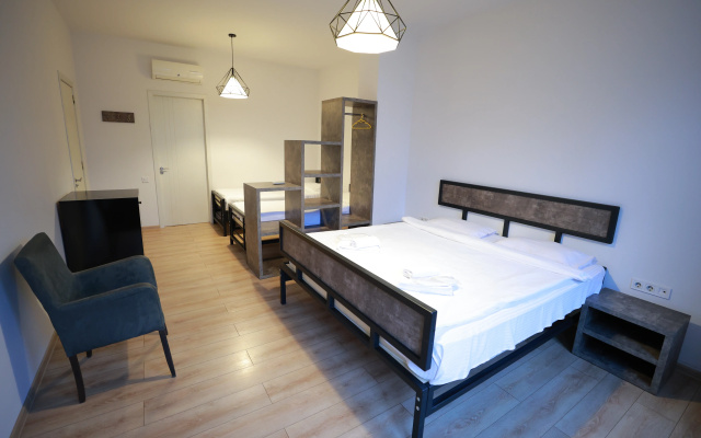 Guest rooms · Tbilisi — photo 43