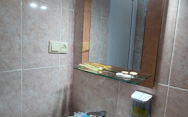 Bathroom · Kutaisi — photo 47