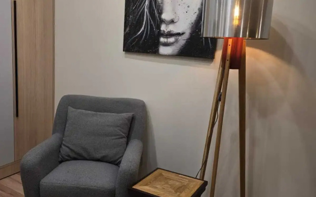Апартаменты Евродвушка в стиле LOFT на Профсоюзной