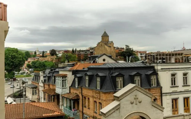 Hotel exterior · Tbilisi — photo 30