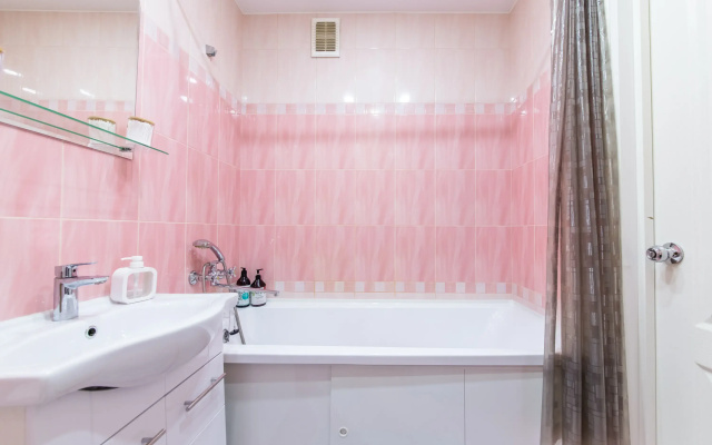 Квартира Spacious studio near the metro