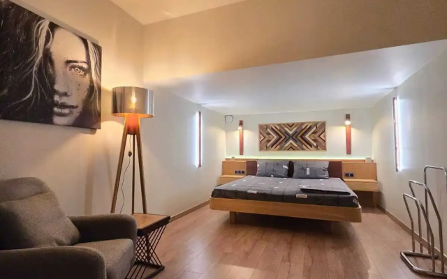 Апартаменты Евродвушка в стиле LOFT на Профсоюзной