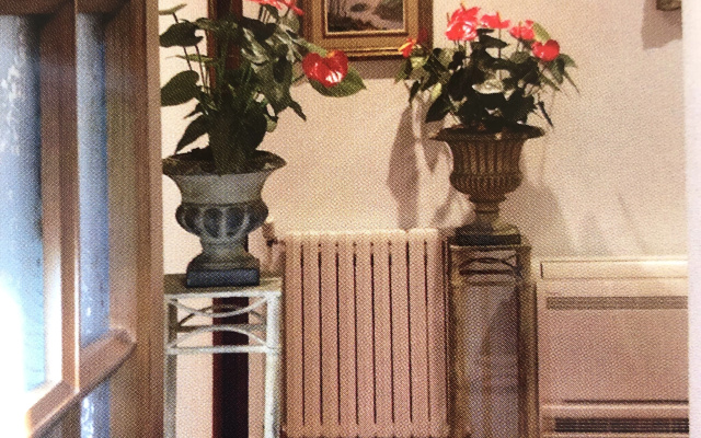 Villa Mas Figures