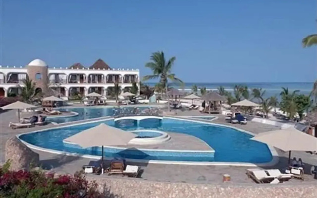 Twiga Beach Resort & Spa