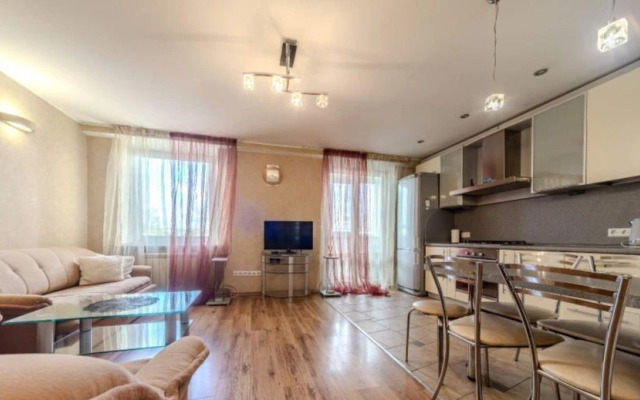 Квартира на Воронянского 27