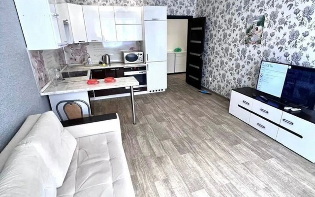 Квартира на Четаева 10