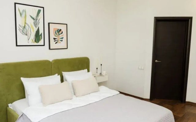 Квартира Двухкомнатная 60 м²