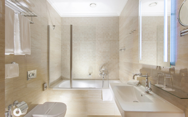 Отель Olympic Palace Luxury Spa