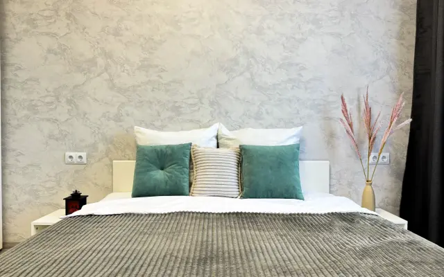 Апартаменты Like Home на Земнухова 2